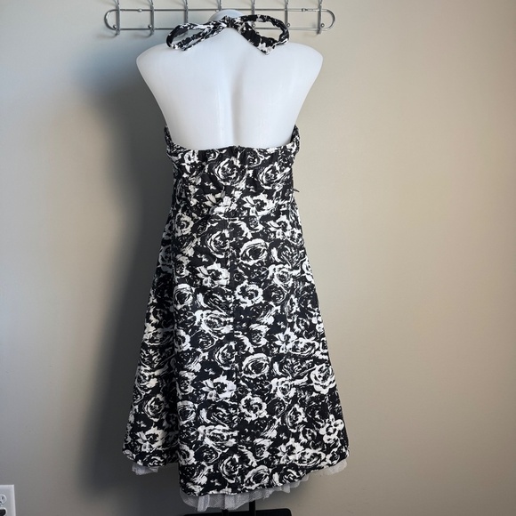 Majora XL Black & White‎ Floral Summer Midi Dress Sleeveless Neck Tie Whimsigoth - Picture 4 of 16